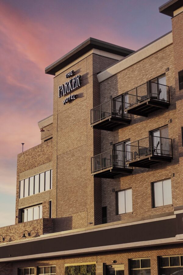 Book Parker hotel in Denver